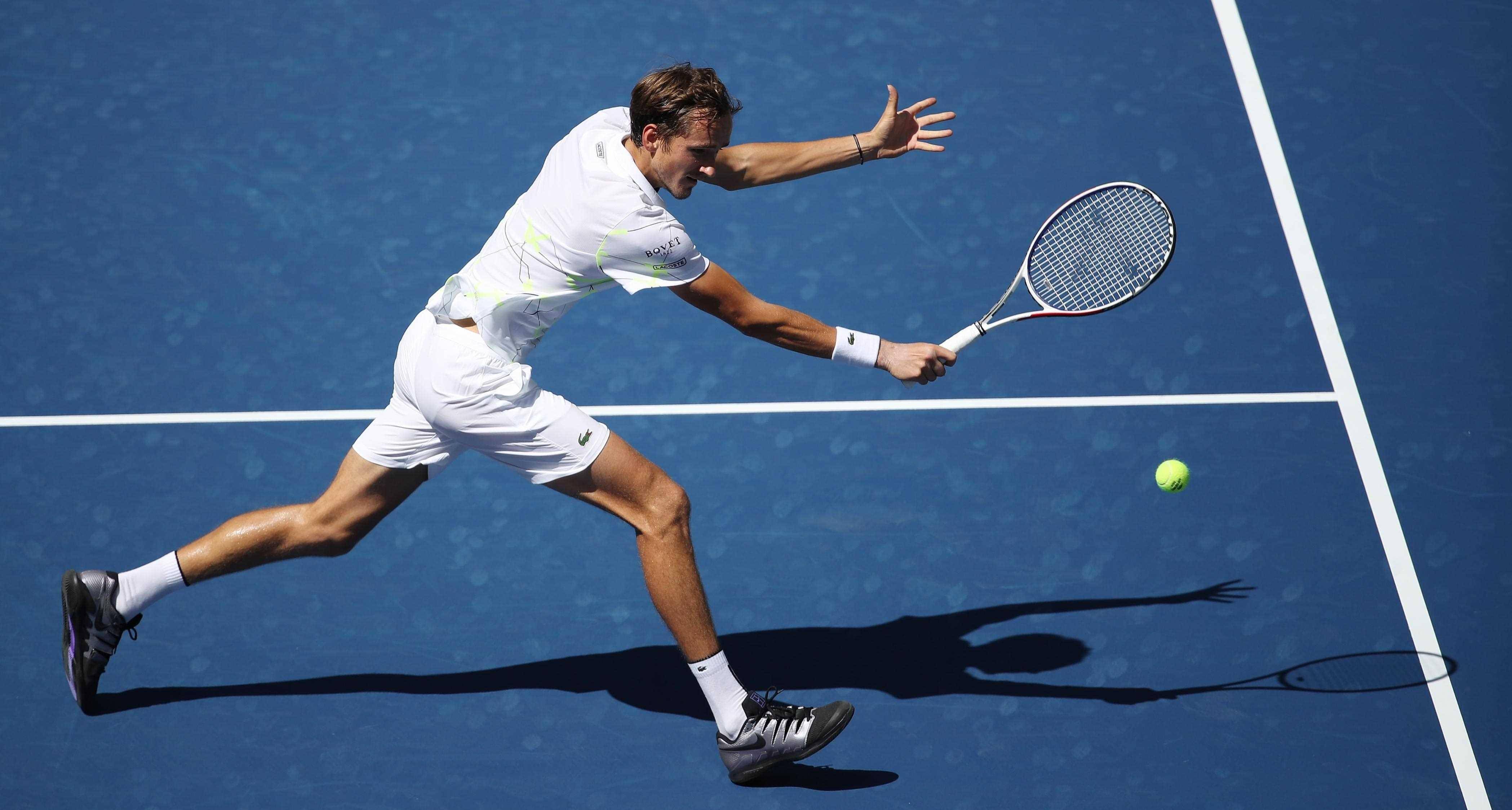 德国网球队翻盘澳大利亚网球队，德约科维奇高光表现