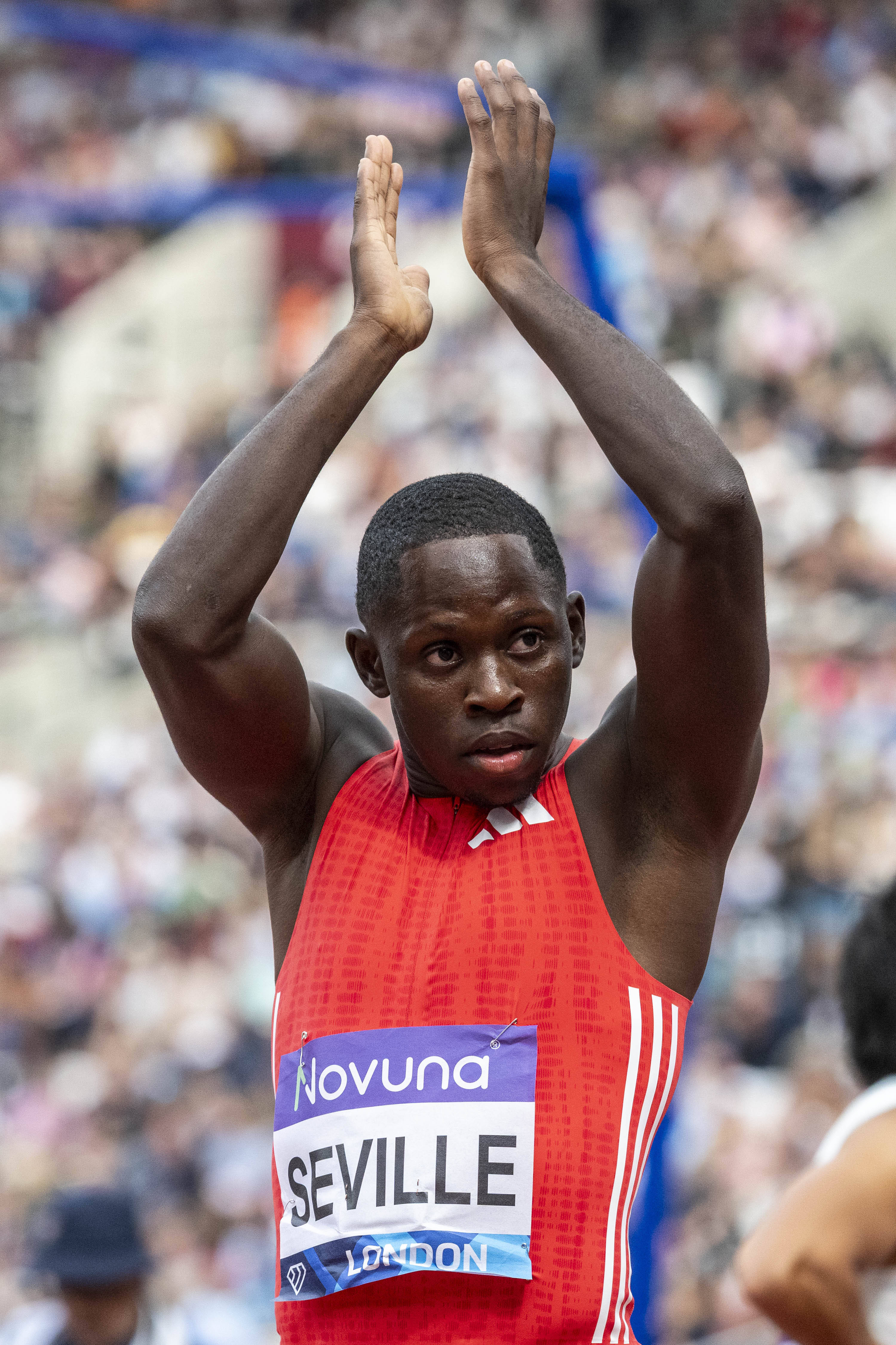 南非运动员再度登上领奖台,取得佳绩 南非运动员再度登上领奖台,取得佳绩