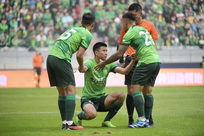 开云足球直播-海南队遗憾失利，排名垫底结束的简单介绍