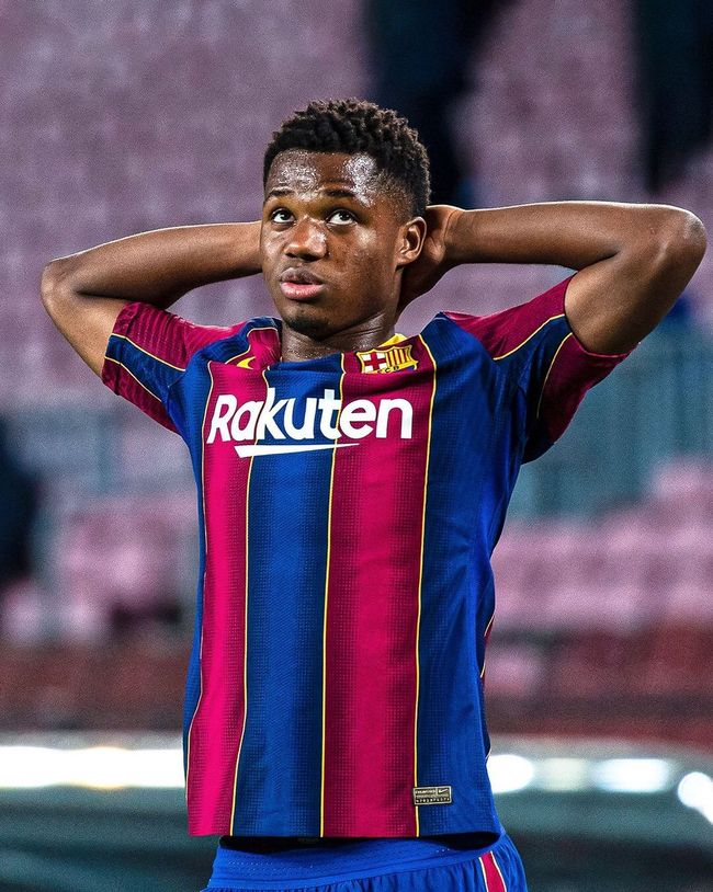 德约·法蒂制胜绝杀，巴塞罗那努力保持领先的简单介绍